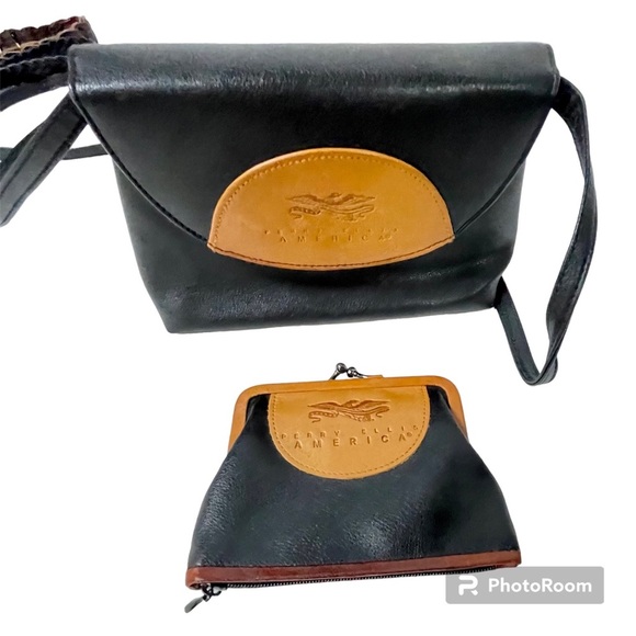 America Perry Ellis Crossbody Purse W Change Purse Leather - Picture 2 of 10